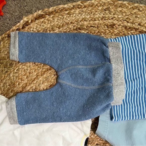 Vintage 90s baby boy clothing bundle 100% cotton 0-3 months set, bibs, & onesies - Picture 11 of 15